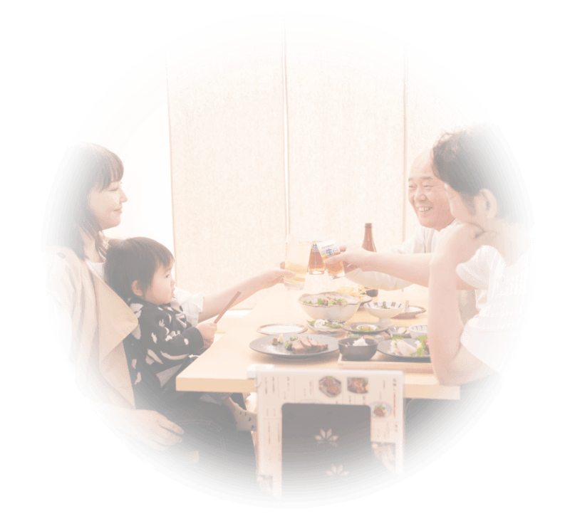 家族の食事風景